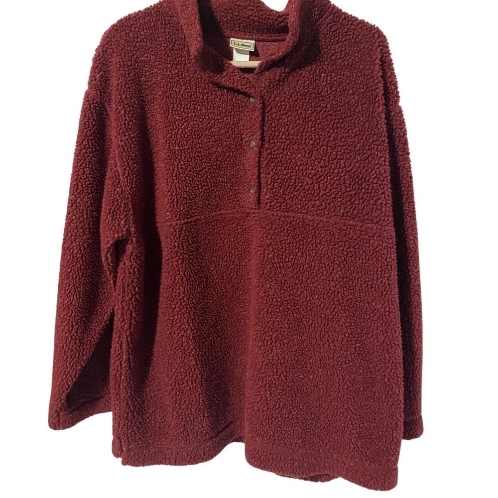 L.L. BEAN Women’s pull over top.  Burgundy  XL  Pre-owned  Good condition.